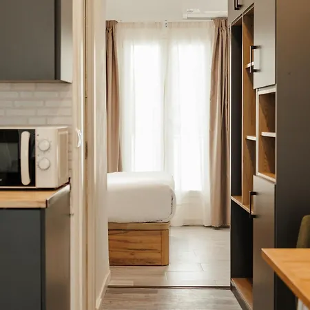 Astuto 21 - Adults Only Apartman *