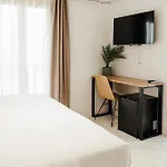 Astuto 21 - Adults Only *