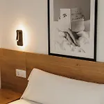 Astuto 21 - Adults Only *