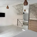 Astuto 21 - Adults Only * Jerez de la Frontera