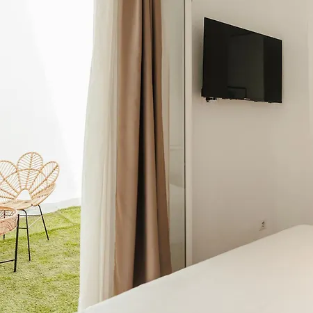 Astuto 21 - Adults Only * Jerez de la Frontera
